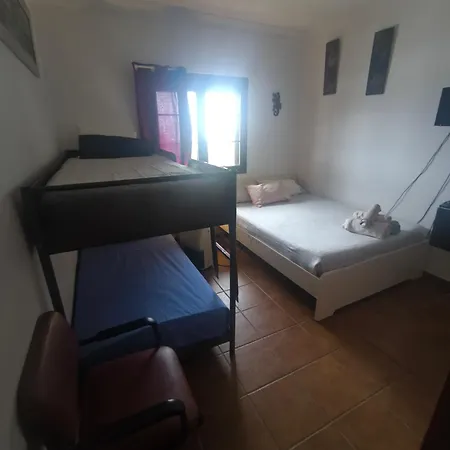 Lanzate! Casa de hóspedes Tinajo
