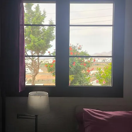 Lanzate! Casa de hóspedes Tinajo