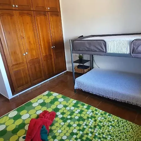 Lanzate! Гостевой дом Тинахо