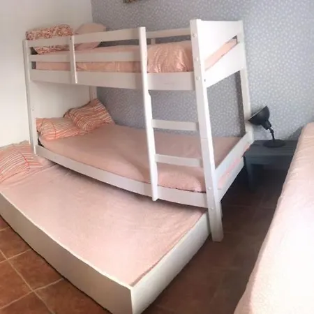 Pensjonat Lanzate! *